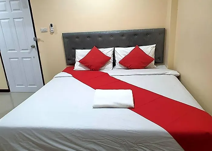 Awa Don Muang Hotel