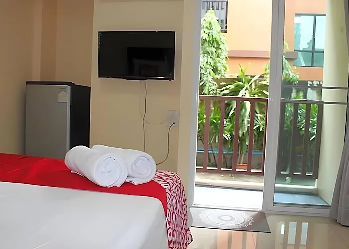 Awa Don Muang ホテル 3*